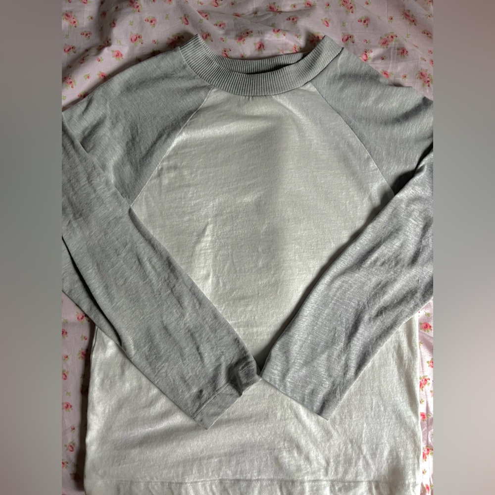 h&m longsleeve